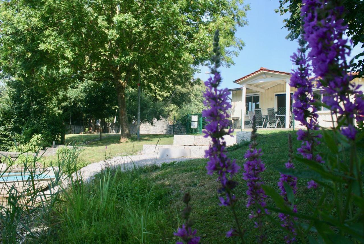 Gaestehaus Gaumenflug Am See 군즈부르크 외부 사진