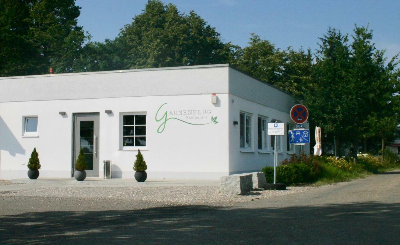 Gaestehaus Gaumenflug Am See 군즈부르크 외부 사진